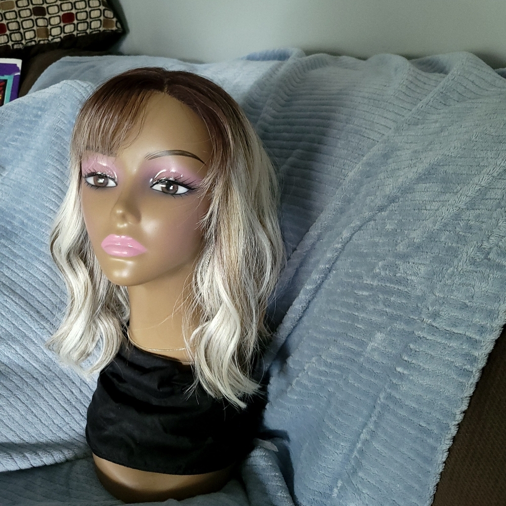 Chelsey Smith Crowns Wig! True Platinum Mixed W Medium Brown - Picture 7 of 14